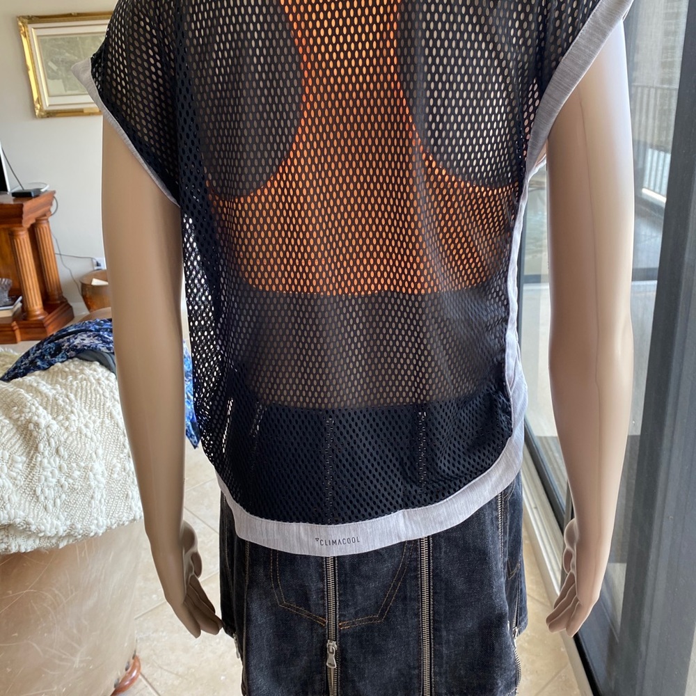 Adidas top